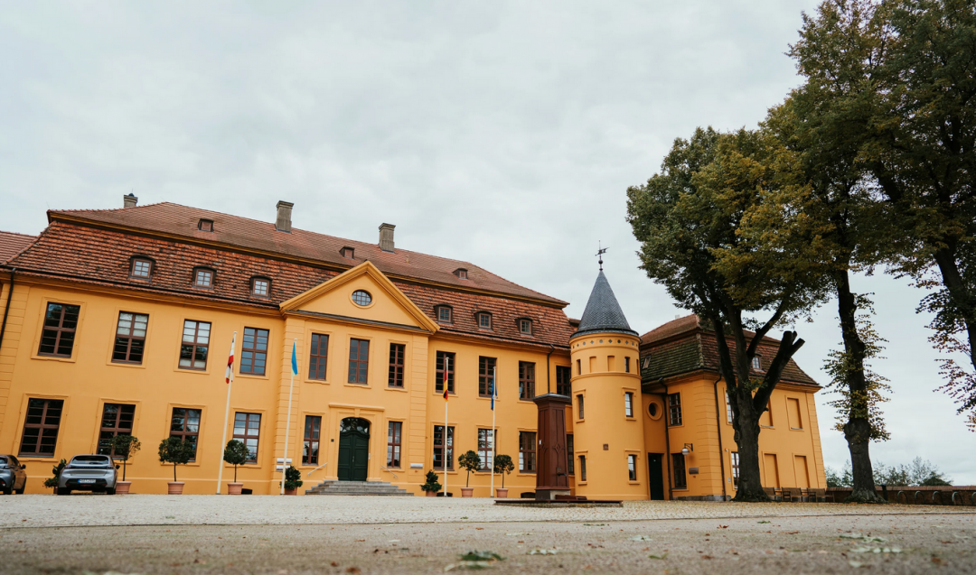 1000seen Schloss Stavenhagen, © 1000seen.de