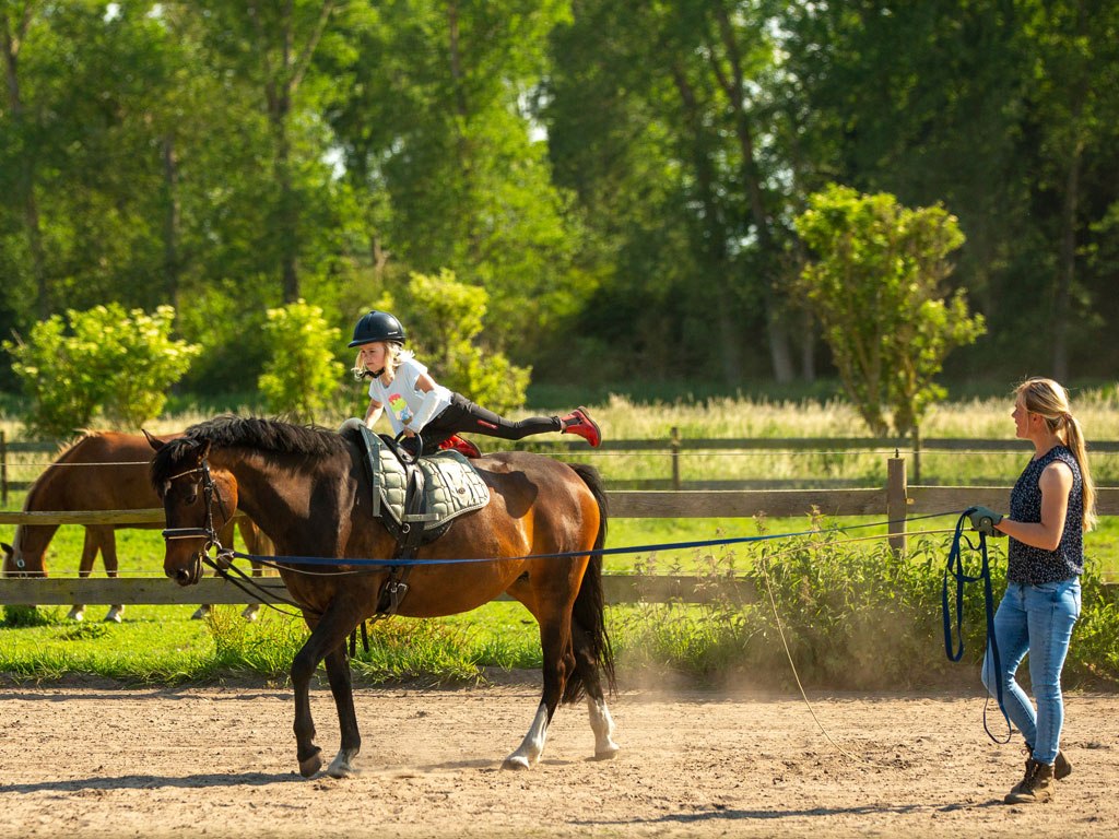 Volticamp for children from 5- 10 years. Vacation offer from Monday-Friday 9-12. // © Fotografie Ulrike Pawandenat Volticamp for children from 5- 10 years. Vacation offer from Monday-Friday 9-12. // © Fotografie Ulrike Pawandenat