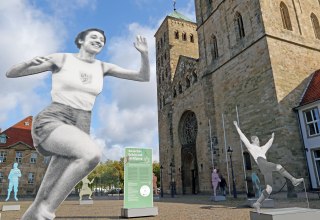 &copy; @Hermann Haarmann