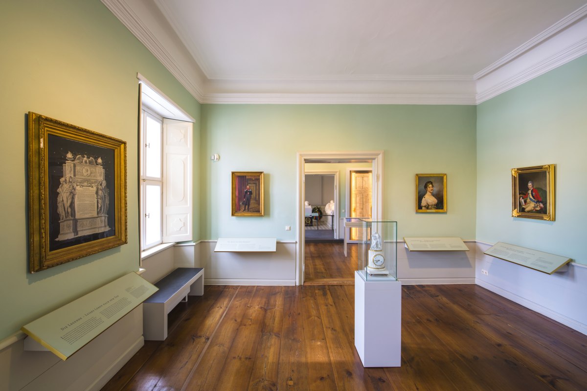 Muzeum Luisengedenkstätte w zamku Hohenzieritz, © SSGK MV / Timm Allrich Muzeum Luisengedenkstätte w zamku Hohenzieritz, © SSGK MV / Timm Allrich