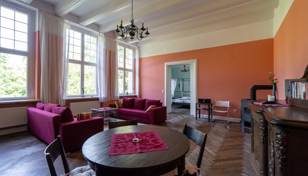 Salon in het landhuis B&uuml;ttelkow, &copy; DOMUSImages