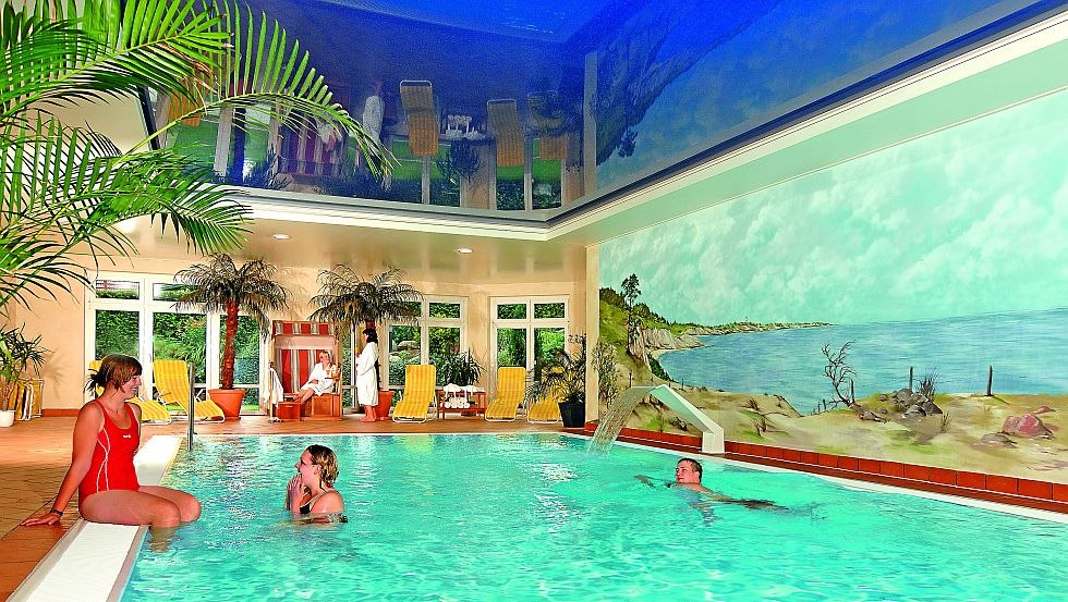 Indoor swimming pool and wellness area, © Timo Weisbrich Indoor swimming pool and wellness area, © Timo Weisbrich