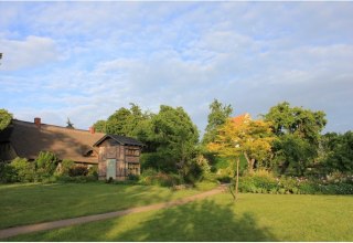 Concert caf&eacute; in the Starkow parish garden // &copy; Backseinkirche und Pfarrgarten e.V.