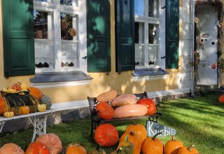 Honey & pumpkin farm Gutshaus Behrenshagen // &copy; B. Siebenb&uuml;rgen