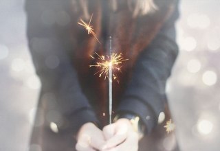 &copy; 41C512D4-E11C-429F-BC28-AD155D8392C3