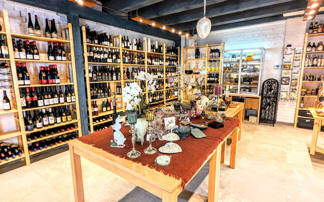 Assortiment binnen - Weinhaus im Hof, © Leopold Höglinger
