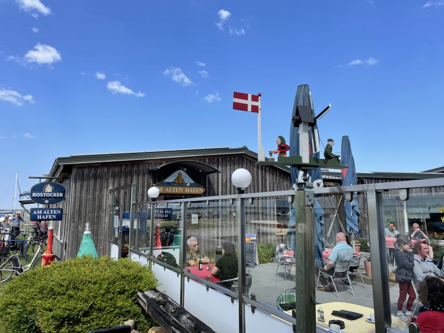 Restauracja "Am Alten Hafen", © Tourismuszentrale Südliche Boddenküste