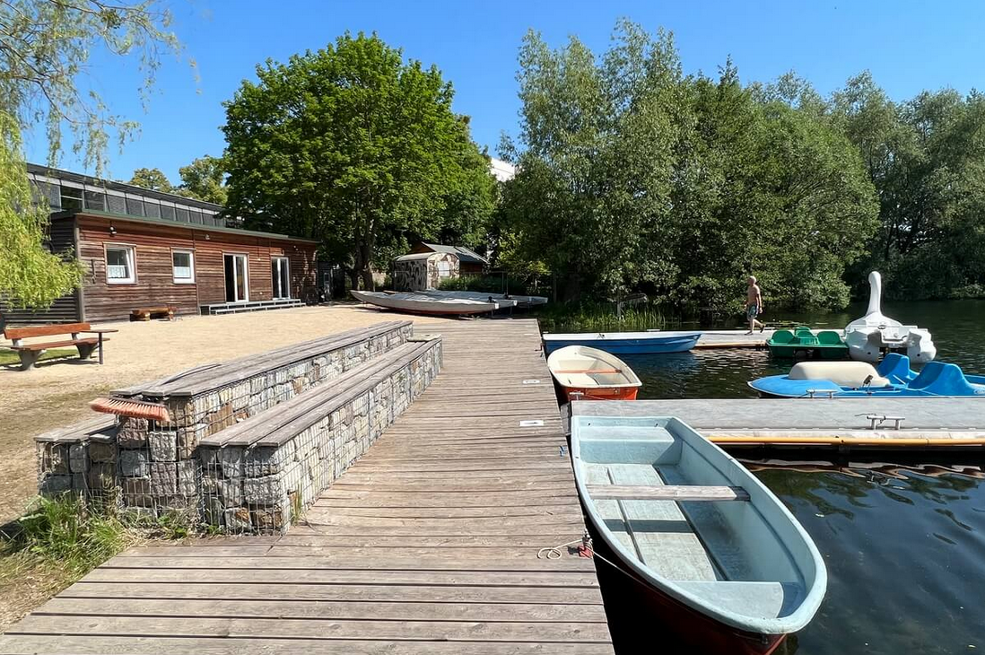 Wynajem łodzi Tiefwarensee, © ESV Waren e.V. Wynajem łodzi Tiefwarensee, © ESV Waren e.V.