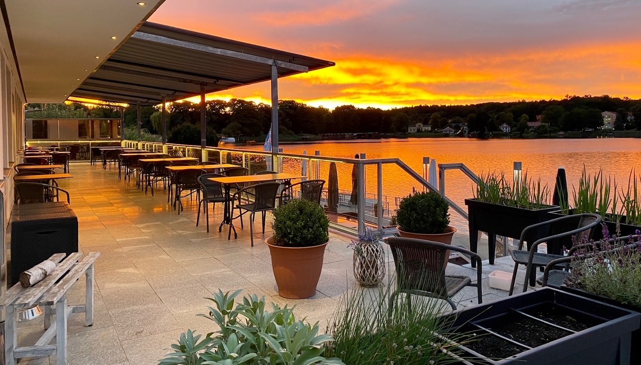 If you want to dine with this view, feel free to reserve a table., © Deutsches Haus If you want to dine with this view, feel free to reserve a table., © Deutsches Haus