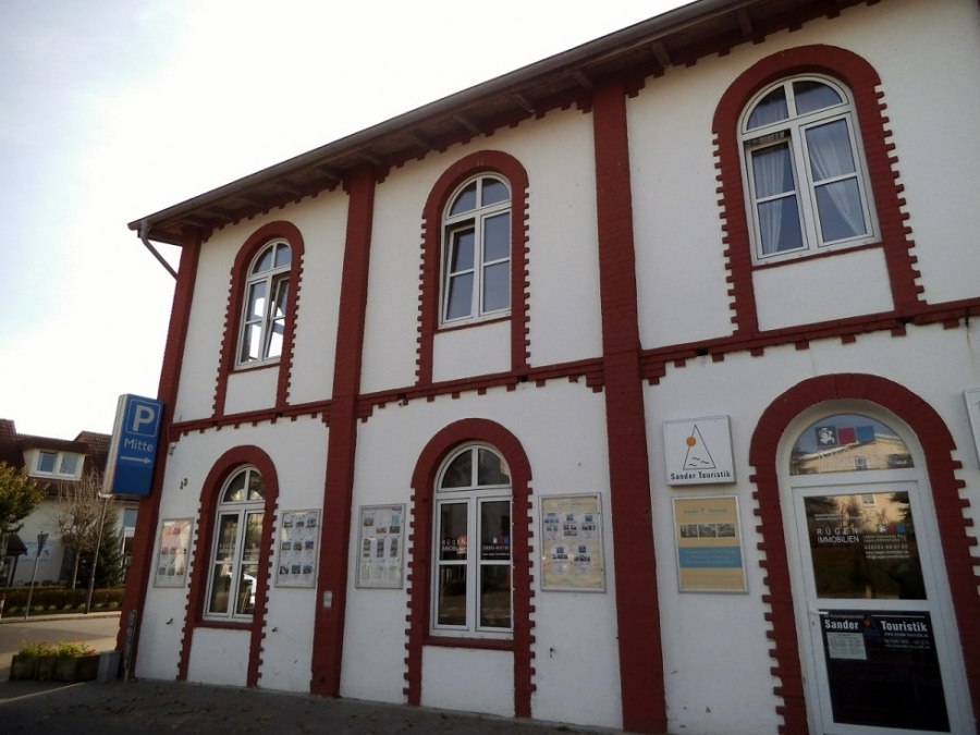 Voormalig gebouw van de 1e krachtcentrale in Binz., © Tourismuszentrale Rügen