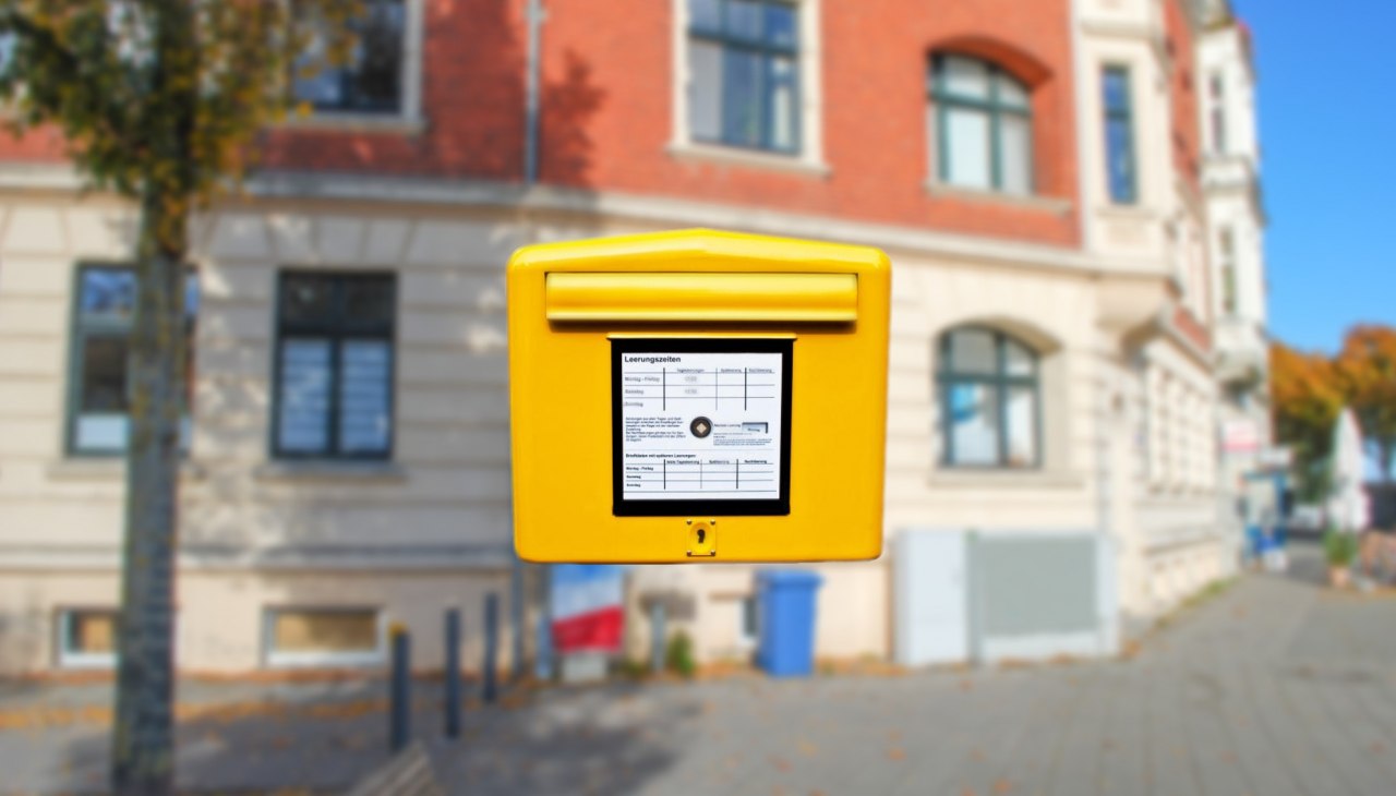 Terminal promowy ze skrzynką pocztową, © TZ HST