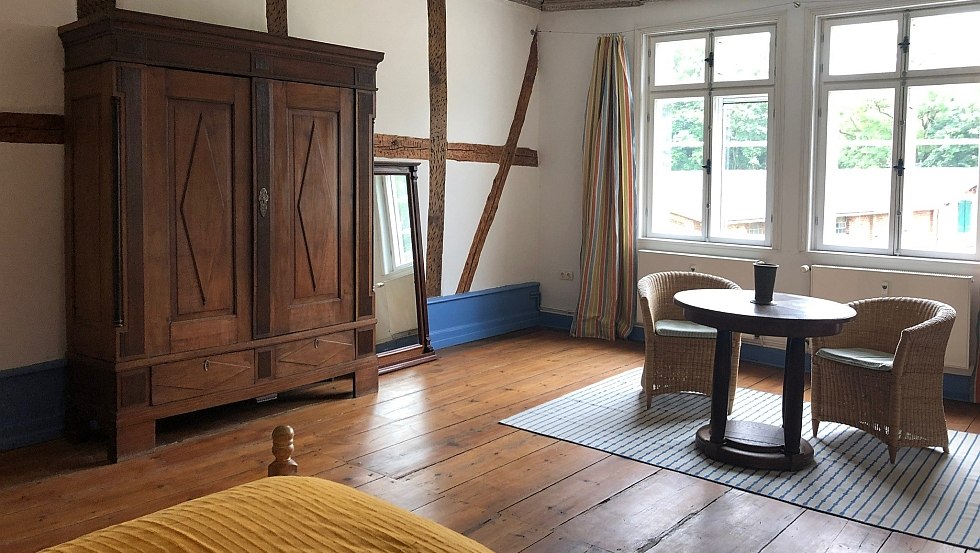 Statig bed in het landhuis. // © Rathert Statig bed in het landhuis. // © Rathert