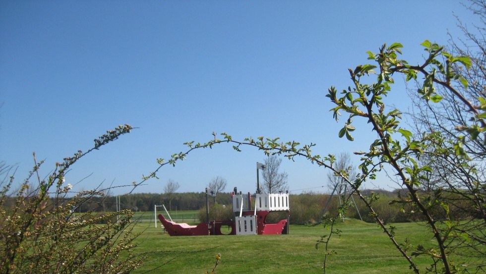 De vele speeltuinen in de buitenruimte beloven plezier in de frisse lucht., © TMV