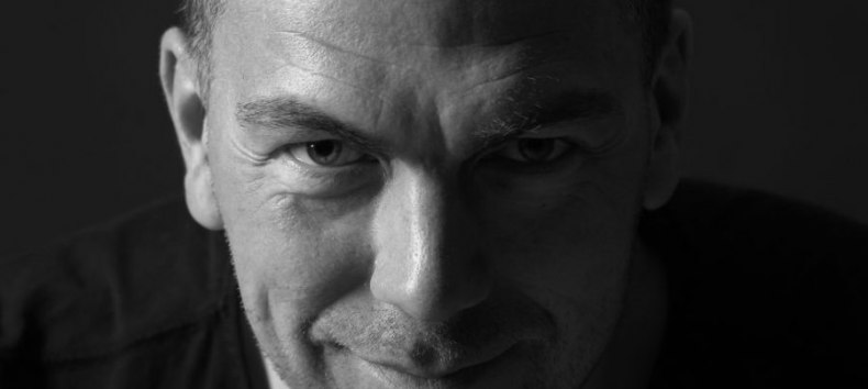 Arno Zillmer (Moderation, Gesang & Piano) // © Mandy Knuth Arno Zillmer (Moderation, Gesang & Piano) // © Mandy Knuth