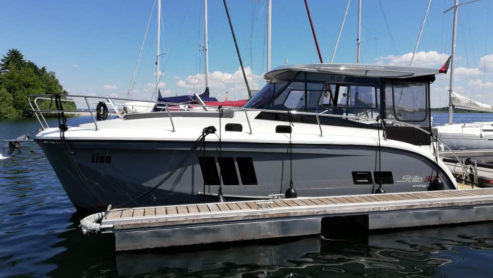 Jacht „Lina” – wypożyczalnia jachtów Schroeder // © Yachtcharter Schroeder Jacht „Lina” – wypożyczalnia jachtów Schroeder // © Yachtcharter Schroeder