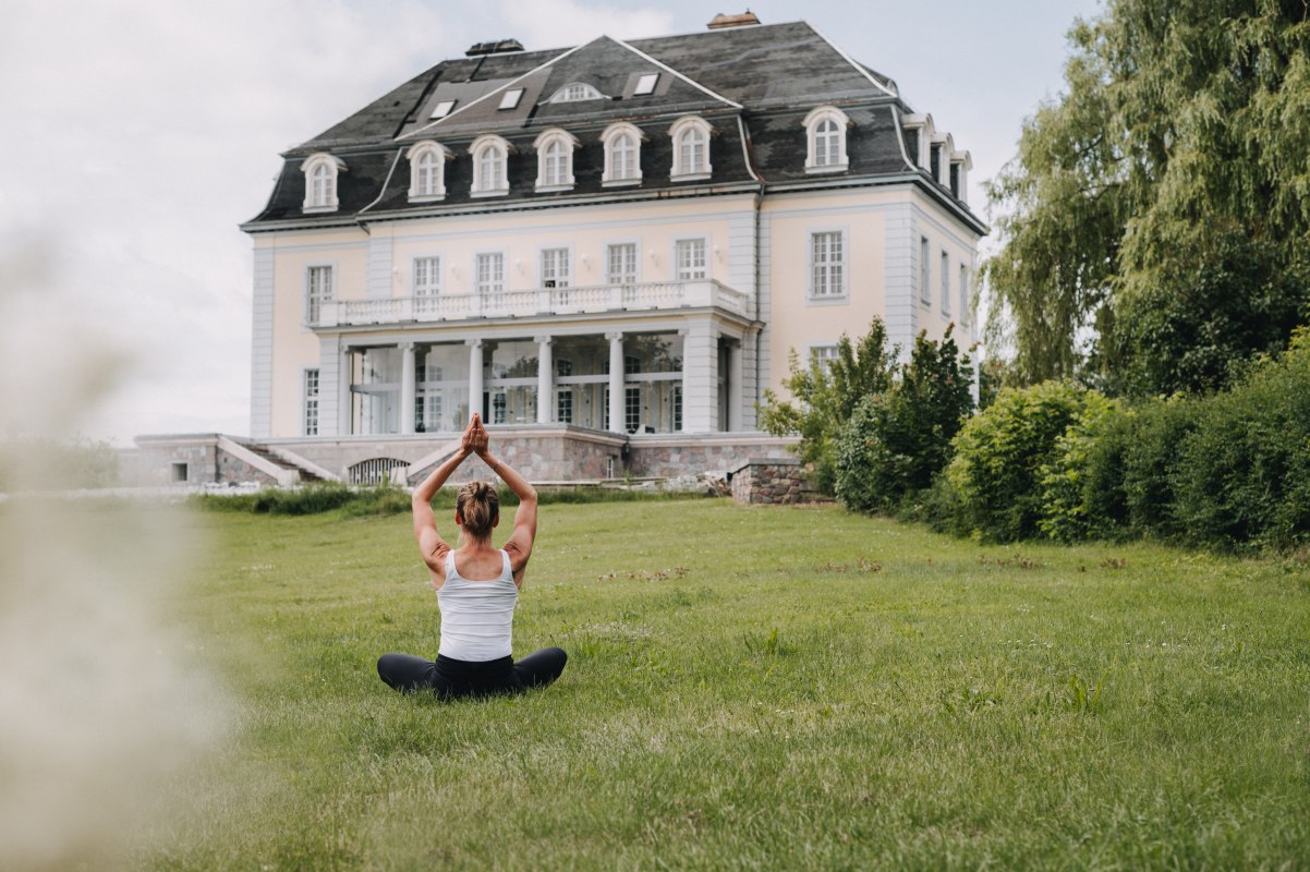 Yoga and retreats at the Reset Hotel Gro&szlig; Plasten // &copy; Reset Hotel Gro&szlig; Plasten / Urte Sturm