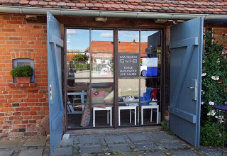 Textile manufactory and gallery in the 200-year-old half-timbered barn // &copy; Antje Reschwamm