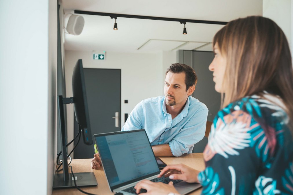 Porozumienie w miejscu pracy., © Michelle Dynio