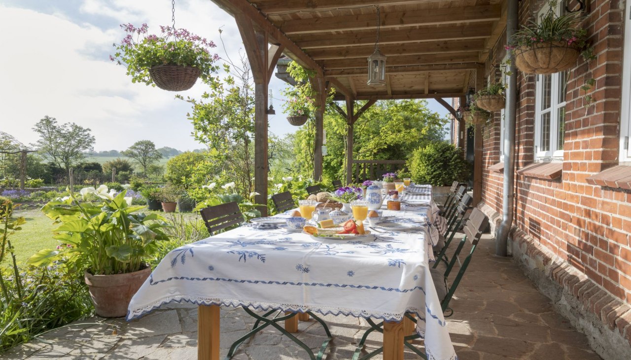 Ontbijt op het terras, © Dirk Endrulat