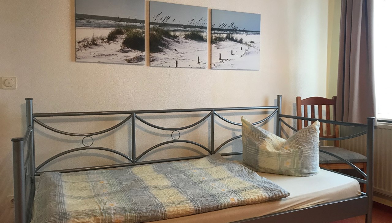 In the sheep room there is also an additional single bed, © Ines Mante