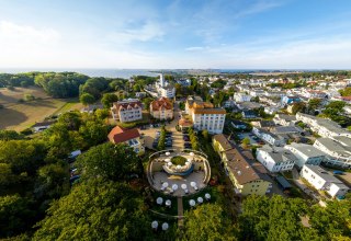 &copy; Pocha Burwitz