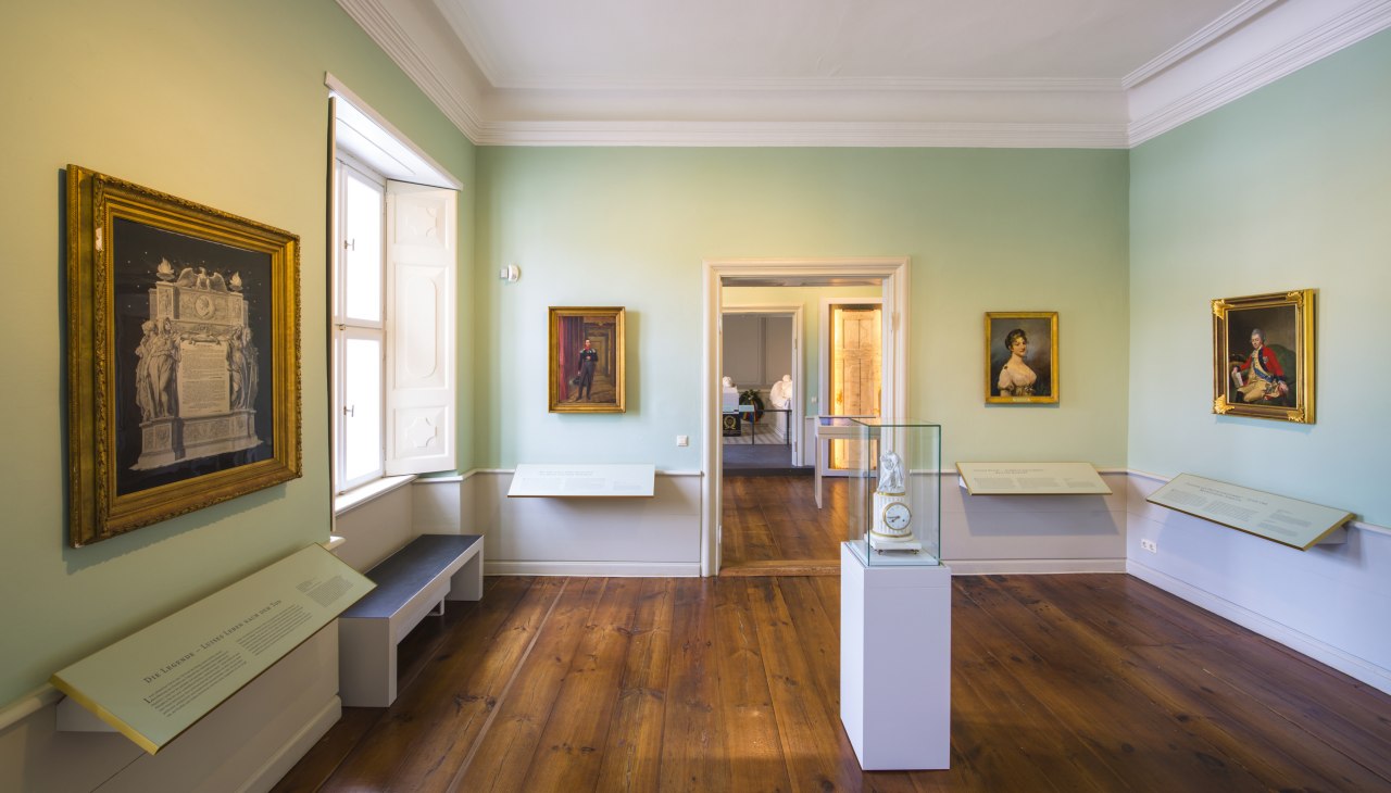Museum Luisen Memorial in Hohenzieritz Castle, © SSGK MV / Timm Allrich Museum Luisen Memorial in Hohenzieritz Castle, © SSGK MV / Timm Allrich