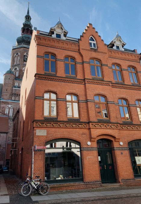 © (c) cdfz © (c) cdfz