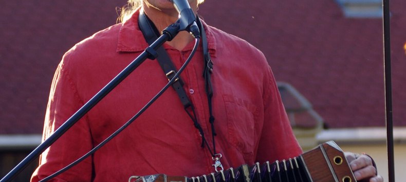 &copy; Alberto Moura