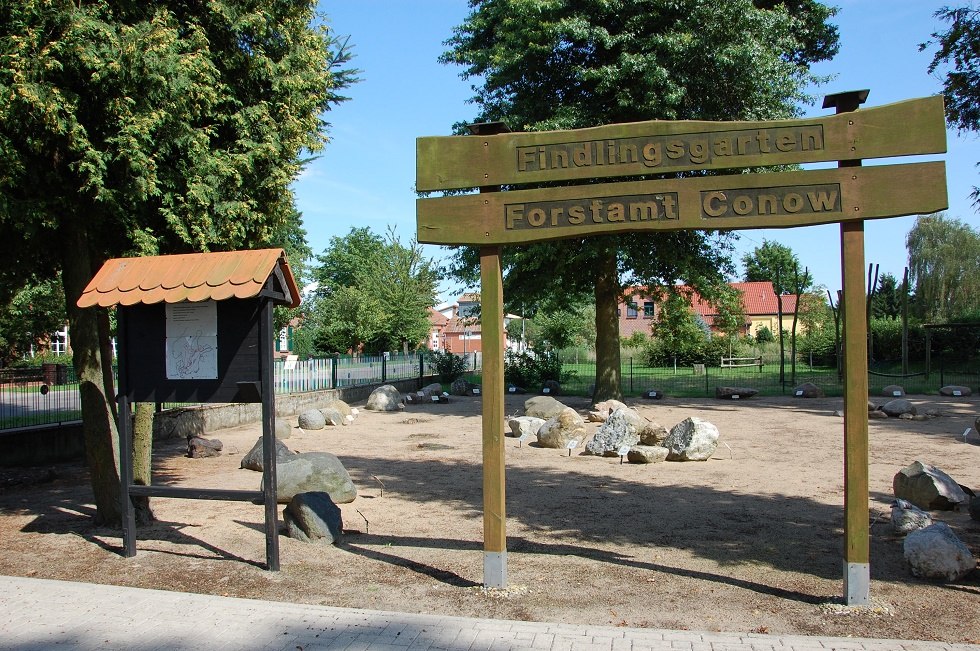 De grillige keientuin bevat stenen die hier in de ijstijd terecht zijn gekomen., © Gabriele Skorupski