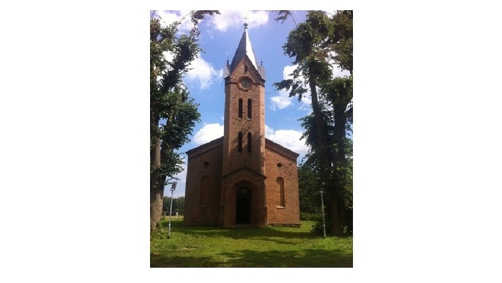 Kościół w Leussow, © Mecklenburgische Kleinseenplatte Touristik GmbH