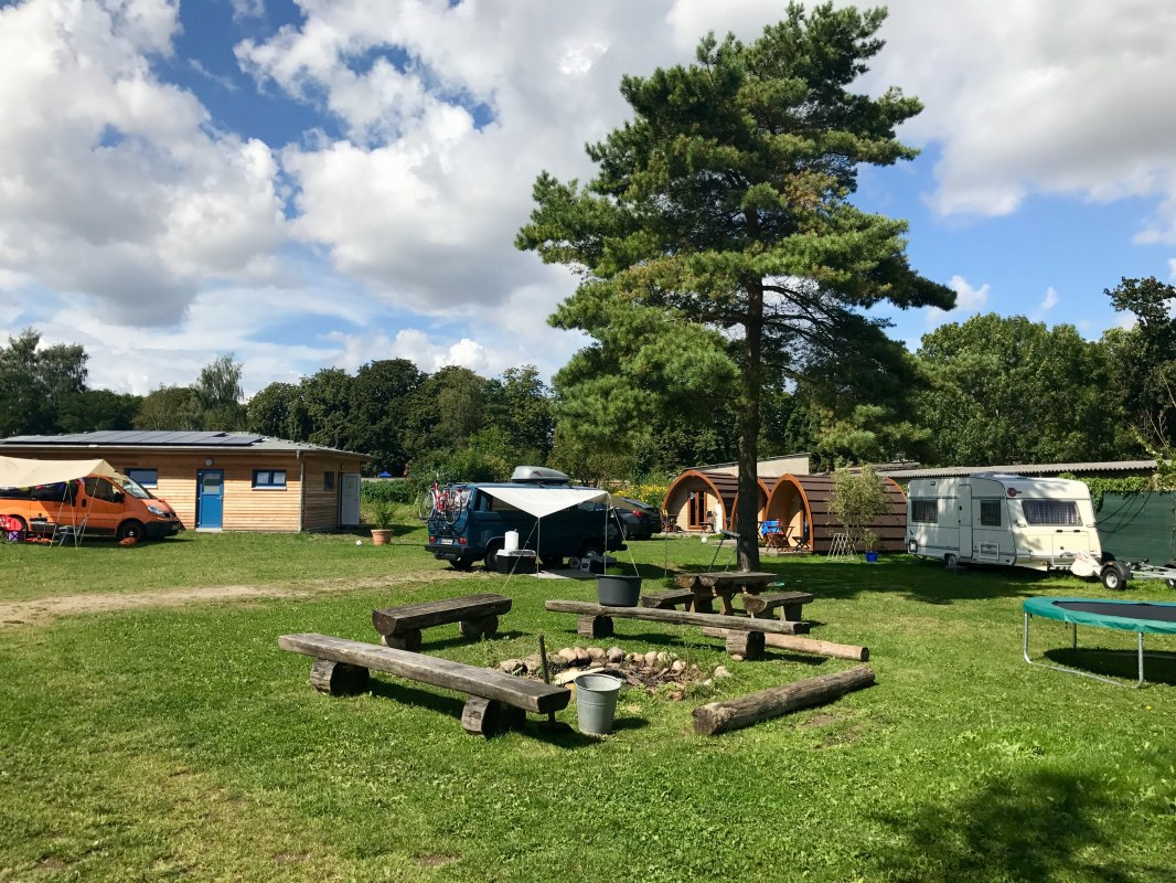 Campsite with canoe station, © Christa Labouvie Campsite with canoe station, © Christa Labouvie