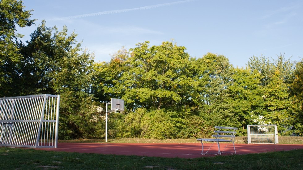 Wiele obiektów sportowych, takich jak tenis stołowy czy boisko do siatkówki, © DJH MV / Danny Gohlke