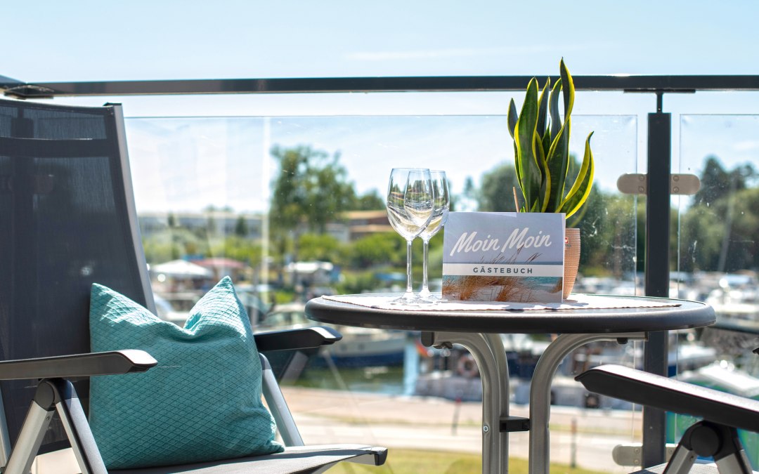 marina-mueritz-apartments-balkon, © KUHNLE-TOURS