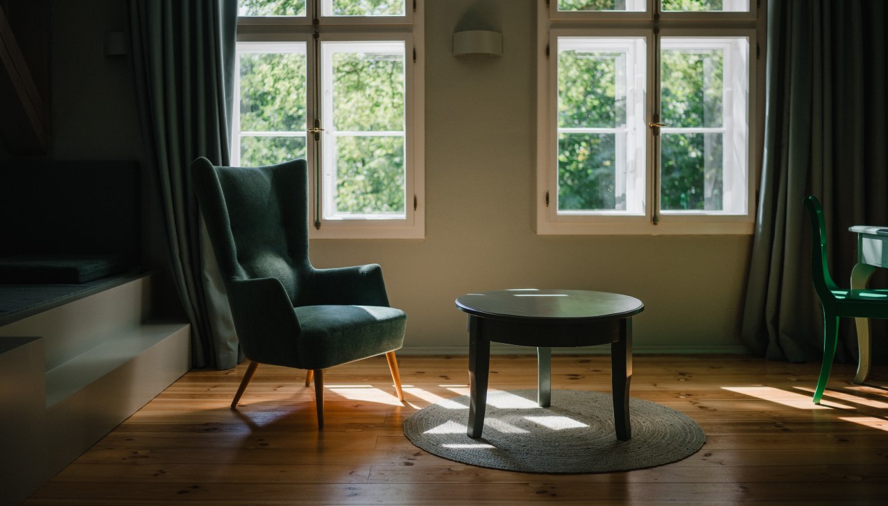 Hotelkamer, © St. Oberholz / Nils Hasenau