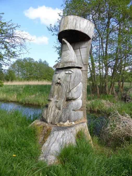 Sprookjesfiguur op het strandpad, © Uta Sommer