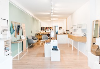 Store // © Erik Gross Store // © Erik Gross