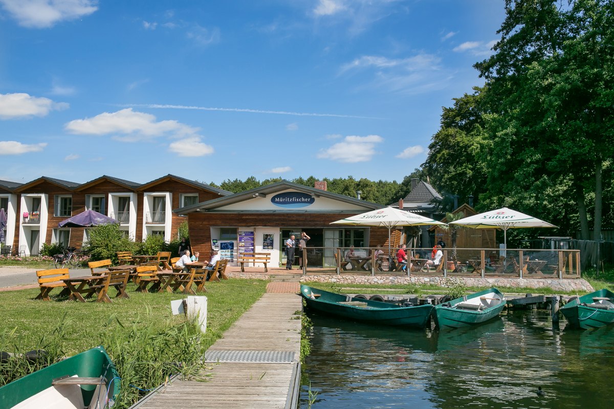 Fischerhof Eldenburg, An der Reeck, między Müritz i Kölpinsee // © Müritzfischer Fischerhof Eldenburg, An der Reeck, między Müritz i Kölpinsee // © Müritzfischer
