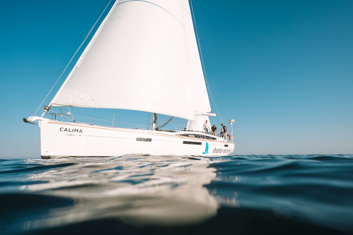 Under sail across the Baltic Sea // © Dan Petermann Under sail across the Baltic Sea // © Dan Petermann