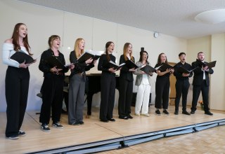Auch das Gesangsensemble Kon.voci freut sich auf seinen Auftritt beim Fachbereichskonzert. // &copy; Kon.centus