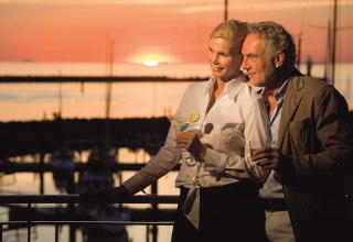 Smell the fresh autumn air and marvel at the play of colors in nature. // &copy; Yachthafenresidenz Hohe D&uuml;ne, www.hohe-d&uuml;ne.de