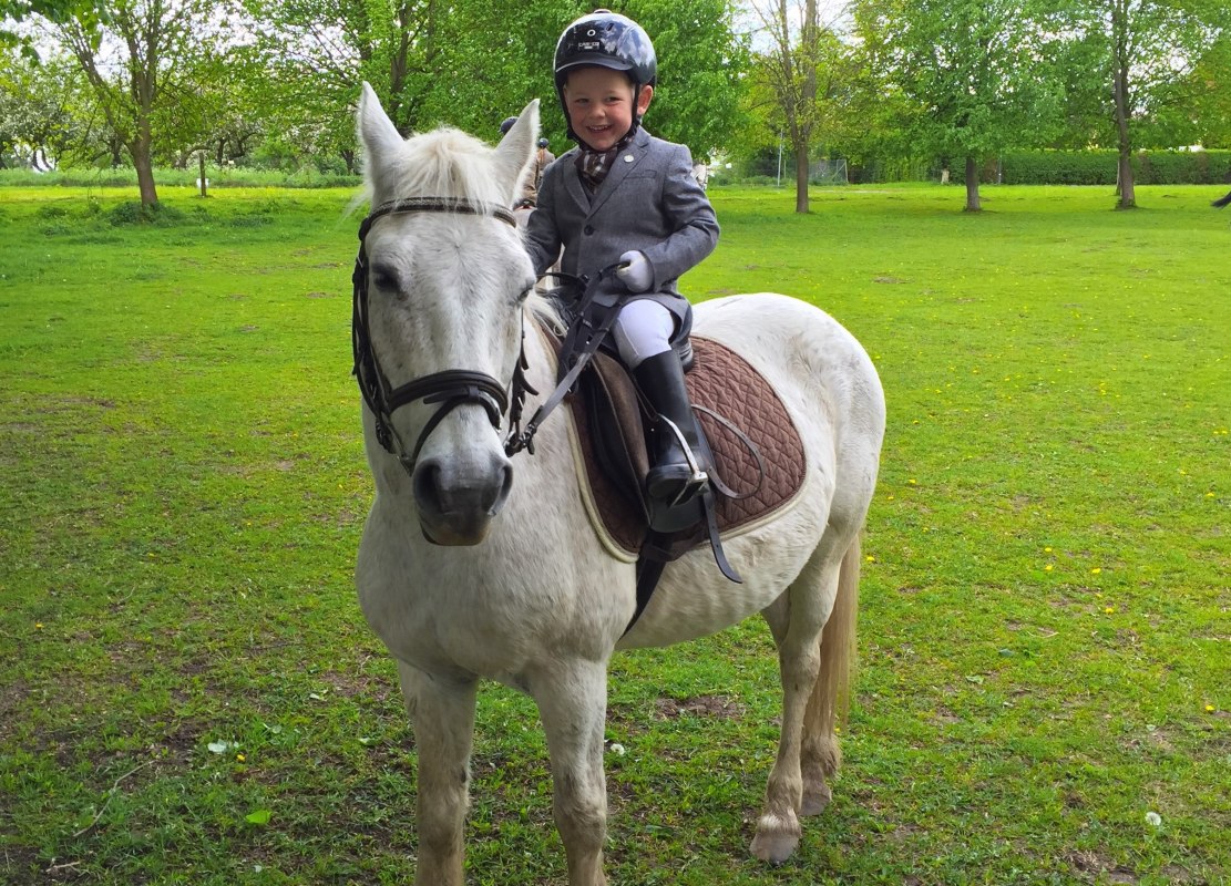 ... even the smallest already in the saddle // &copy; Reitanlage Rodenberg