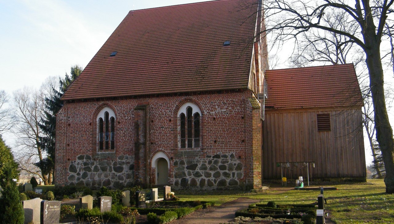 Kościół wiejski w Klinken, © Foto: Tobias Warncke Kościół wiejski w Klinken, © Foto: Tobias Warncke