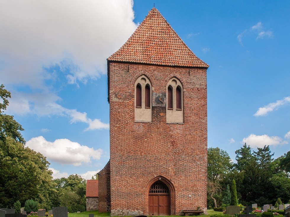 Torenkant van de kerk Alt Karin // &copy; Frank Burger