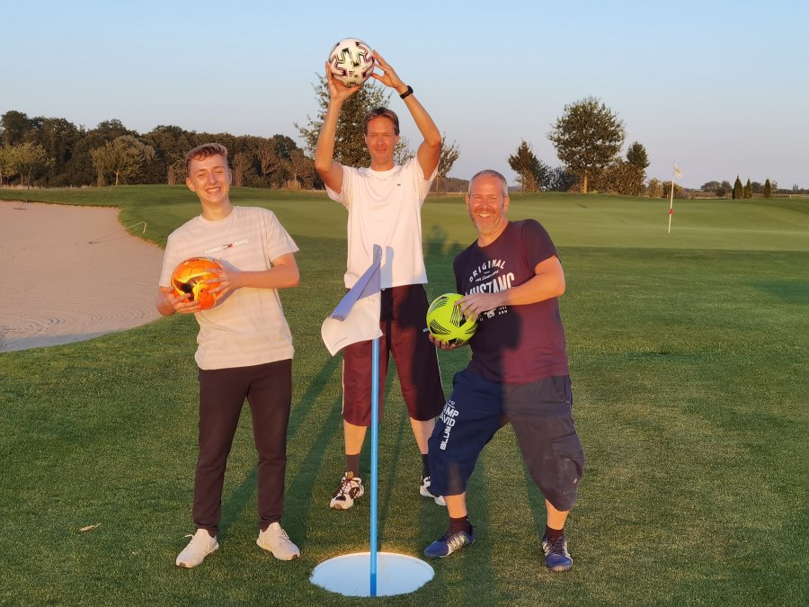 Zabawa z footgolfem., © Golfpark Strelasund