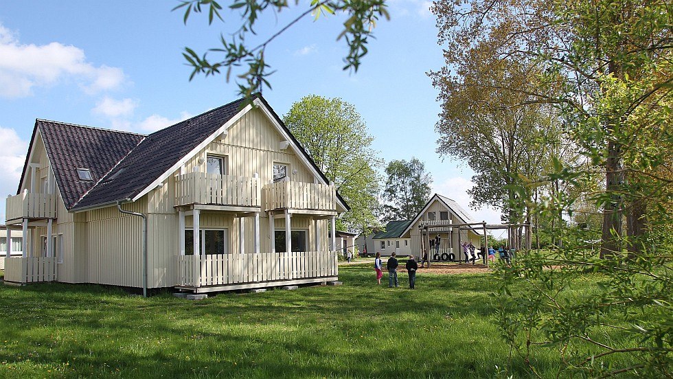 Buitenaanzicht van de jeugdherberg, © DJH MV