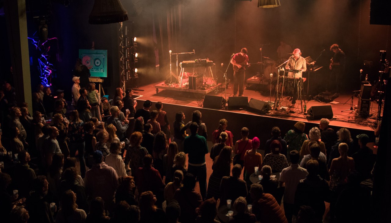 Full hall at the concert night during Studio am See 2025., © Simon Voigt Full hall at the concert night during Studio am See 2025., © Simon Voigt