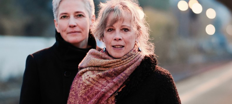 2 s t i m e n . 1 c o n c e r t. | Annett Kuhr & Sue Sheehan (D/Verenigde Staten) // © Charlotte Hartwell 2 s t i m e n . 1 c o n c e r t. | Annett Kuhr & Sue Sheehan (D/Verenigde Staten) // © Charlotte Hartwell