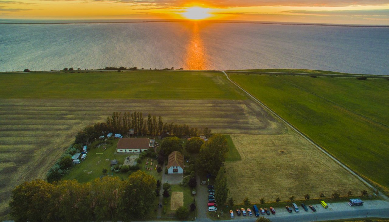 Widok z lotu ptaka na Surfhostel Ummanz, &copy; ummaii.de