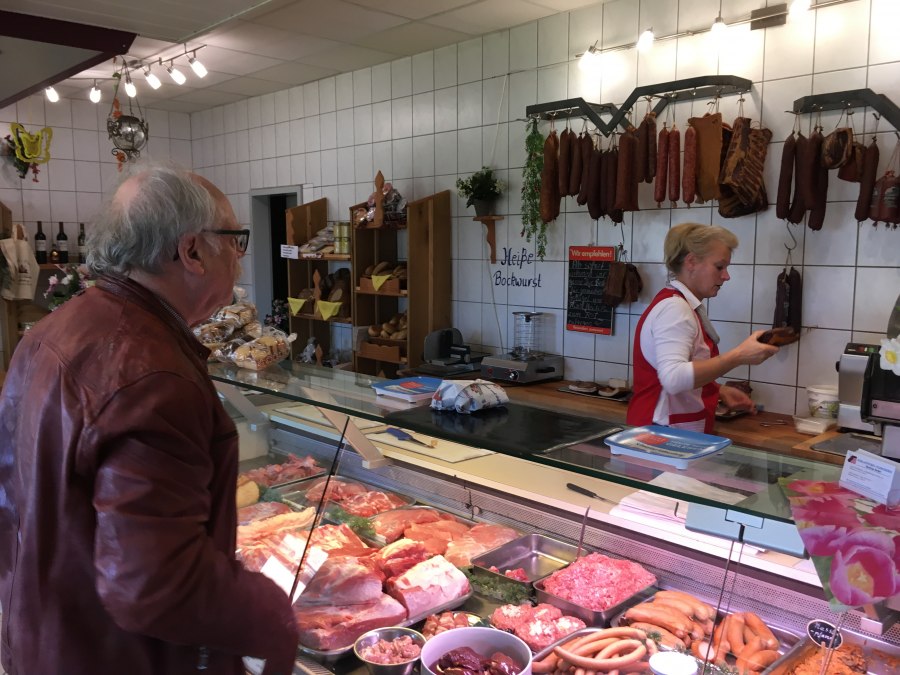 Vers vlees en worstselectie, © MPL