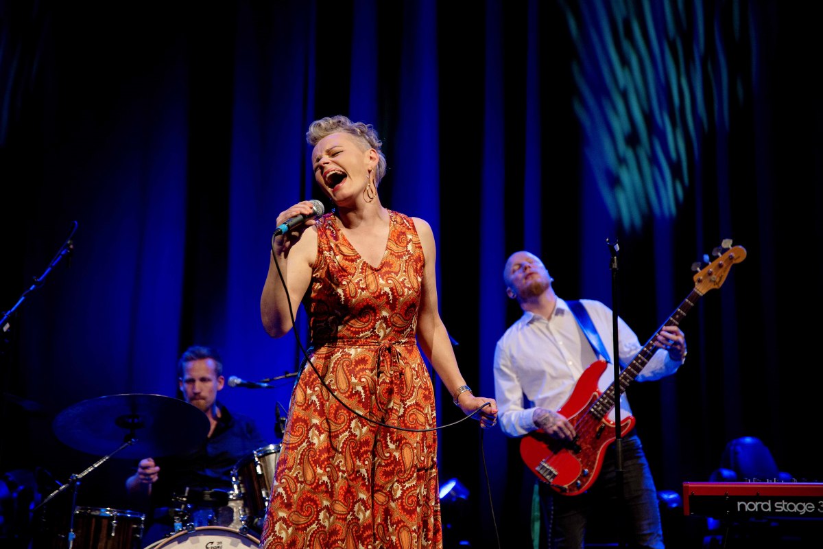 sie sind eine elektrisierende Fusion aus Groove, Energie und skandinavischer Nuance // © Trine Ullereng sie sind eine elektrisierende Fusion aus Groove, Energie und skandinavischer Nuance // © Trine Ullereng